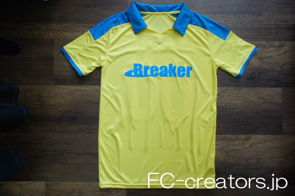 社会人サッカーチームのお客様から受注 リーグ戦用黄色と水色のユニフォーム製作