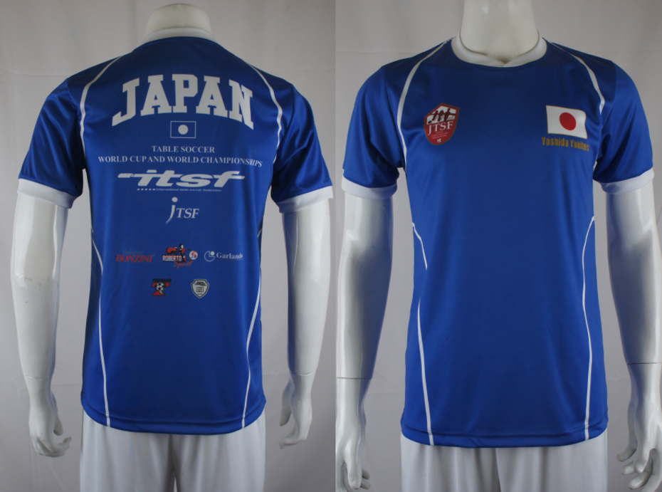 サッカー日本代表ユニフォーム 青色の半袖シャツ前後 マネキン着用