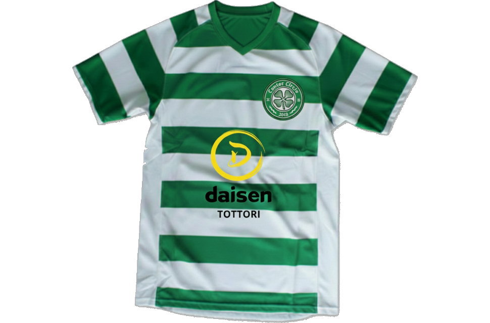 緑と白の横ストライプのサッカーユニフォーム前面。オリジナルチームエンブレムと「dalsen TOTTORI」のロゴが全面昇華プリントされたセルティック風のサッカーユニフォーム。