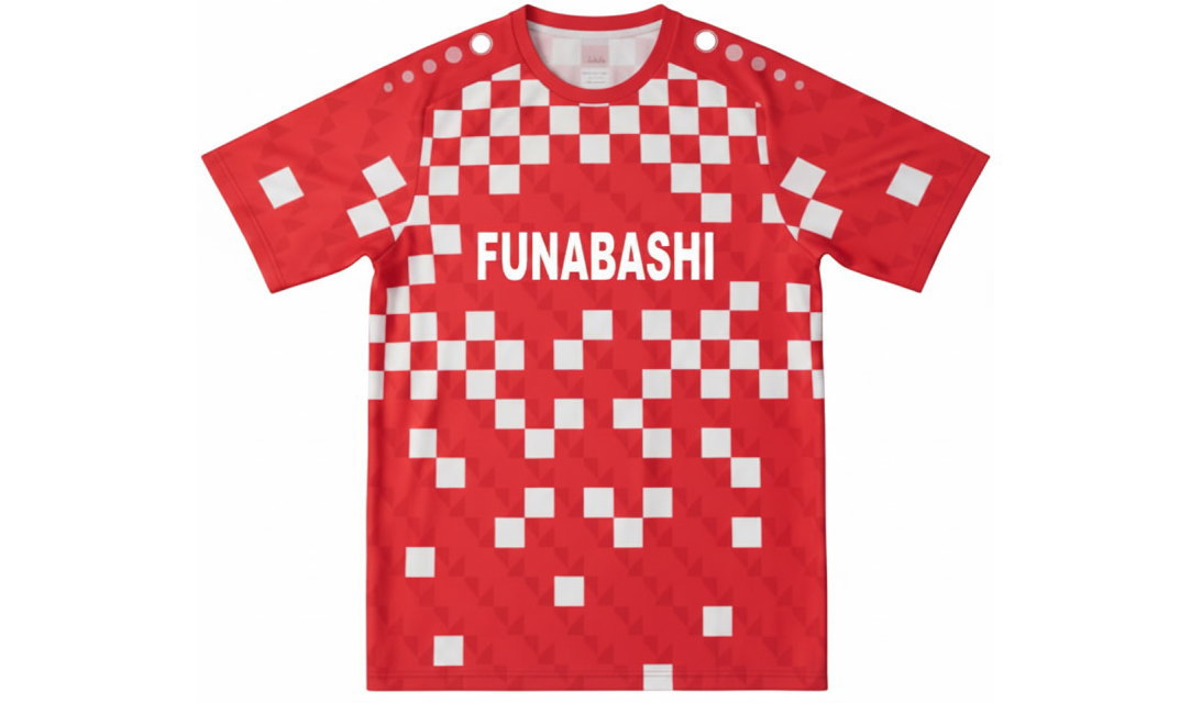 千葉県船橋市のチームオーダーで制作したマインツ2024-25風サッカーユニフォーム。赤と白の昇華プリントによるチェッカー柄デザインの前面。