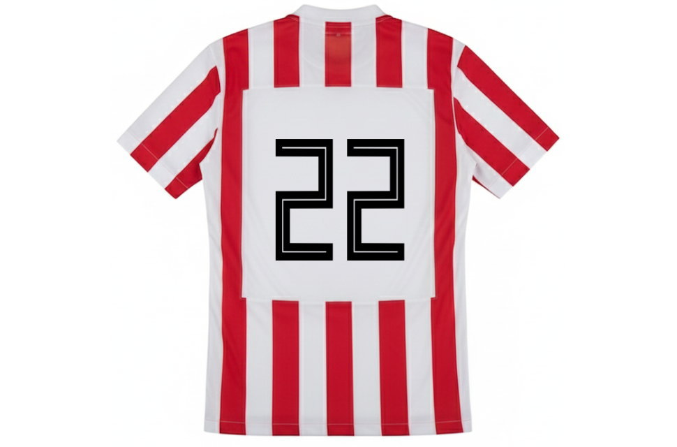 サッカーユニフォーム背面のデザイン例。赤白ストライプに視認性の高い白いボックス背景と黒色の背番号22を昇華プリント。剥がれない高画質プリントが特徴。