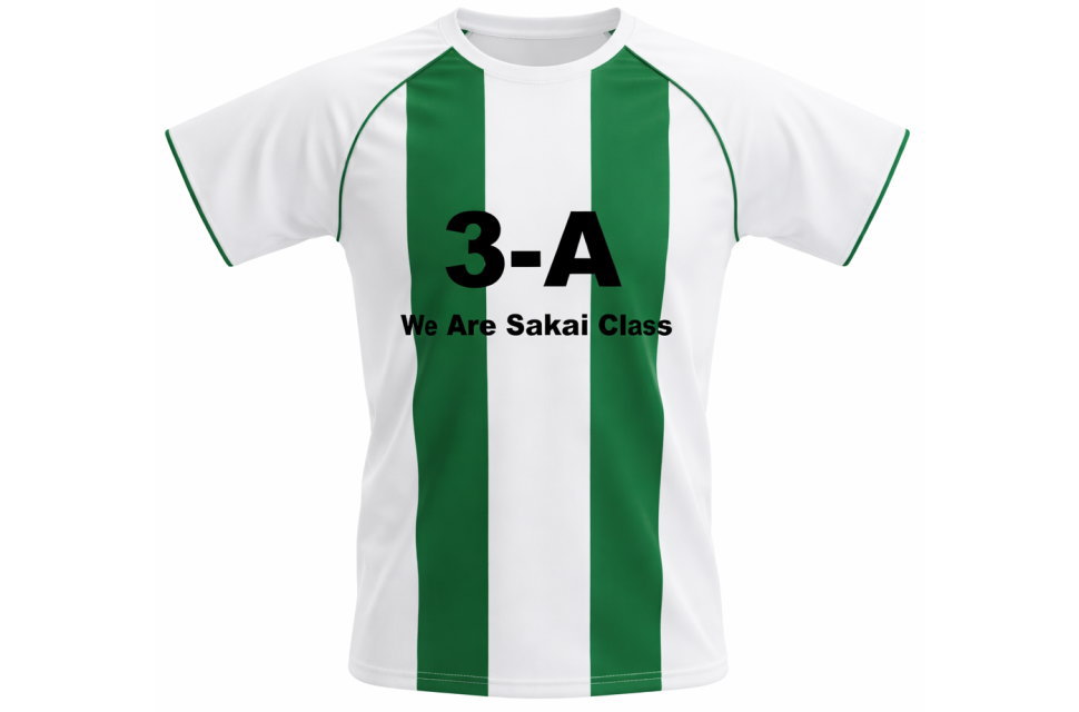 サッカーユニフォーム風クラスTシャツの3D着用イメージ。広島県の高校生がデザインした、エールディビジのフローニンゲン2025-26風スポーツウェア。