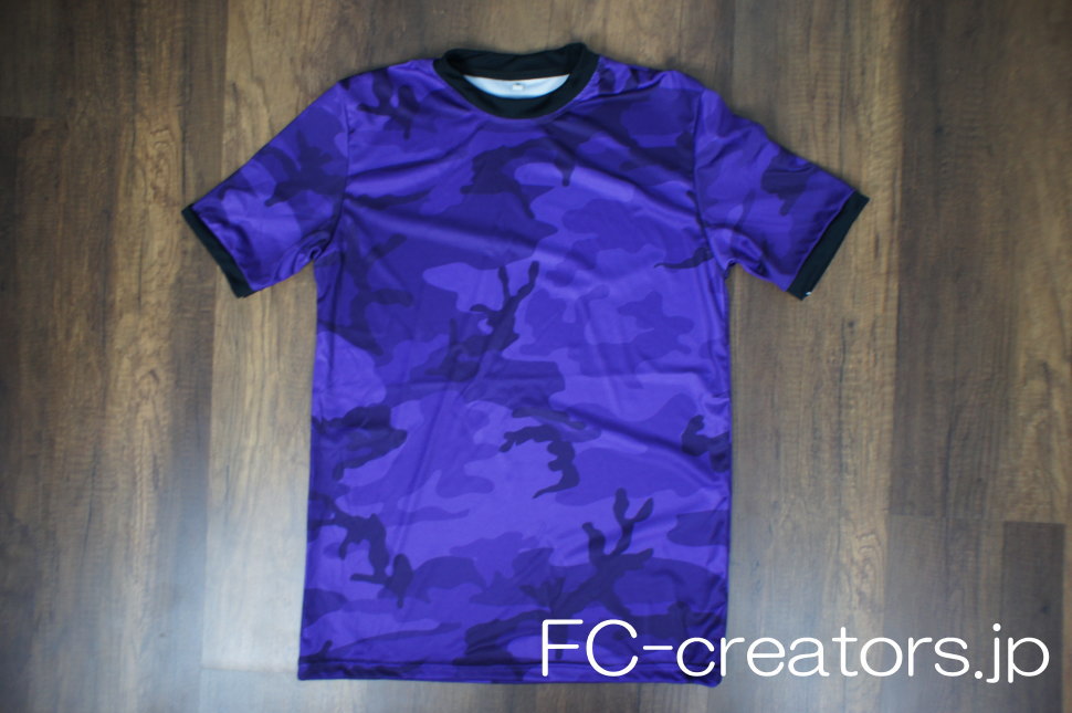 紫系迷彩サッカーウェア